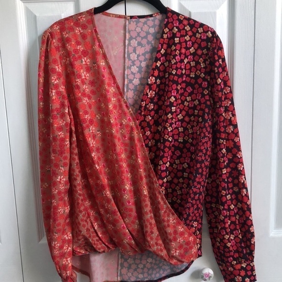 Floral Red Multicolored Boho Twisted Wrap Blouse Shirt Size Small - Picture 7 of 13